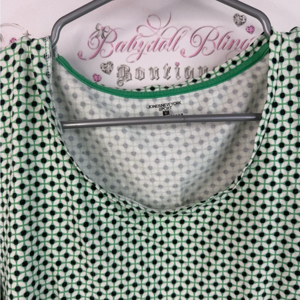 Jones New York T-shirt geometry style dotted Green Geometric Short Sleeve Top - Picture 6 of 10